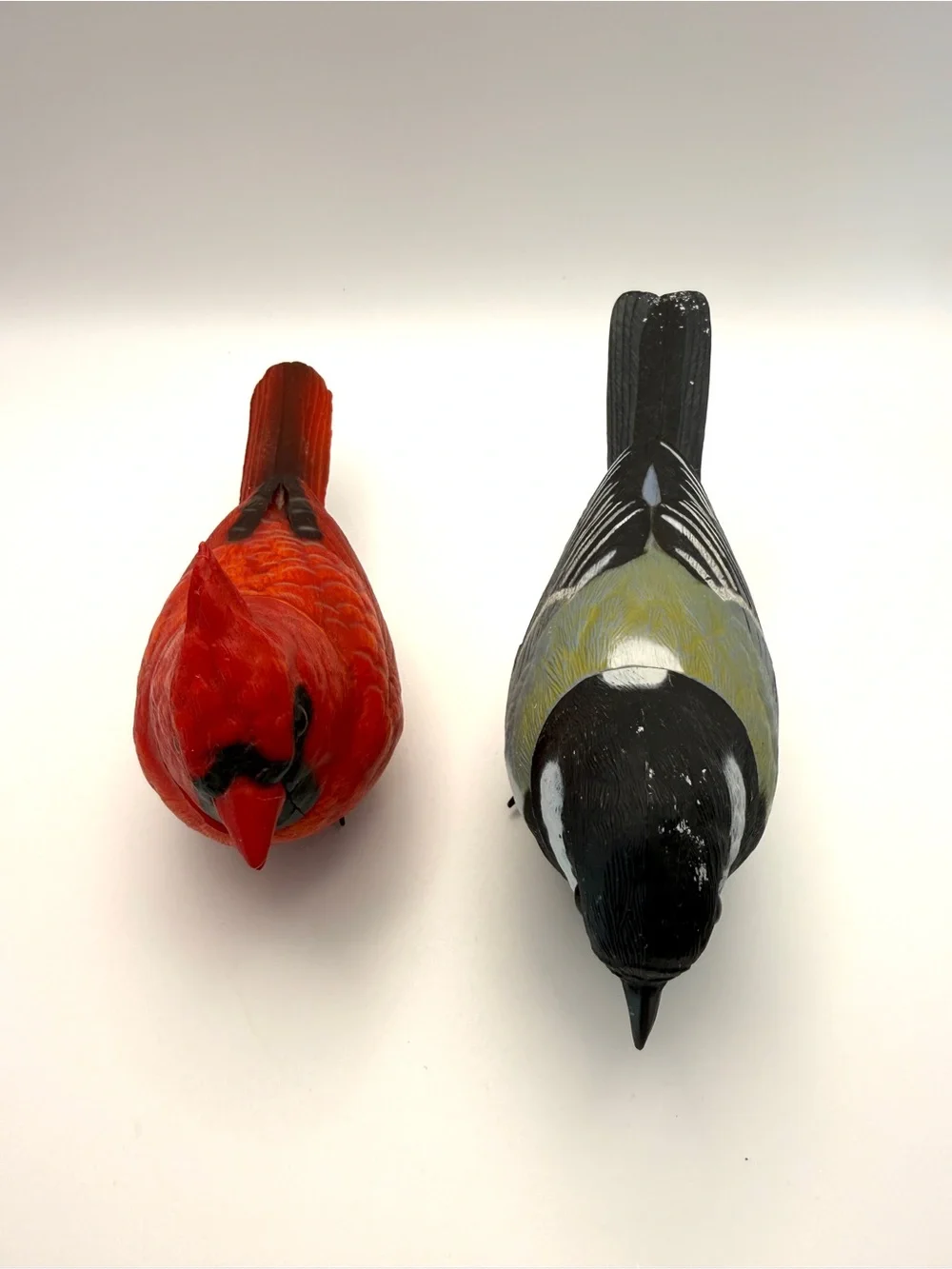 Set of 2 Collectible Vtg Takara 2004 Breezy Singers Motion-Activated Bird Toys